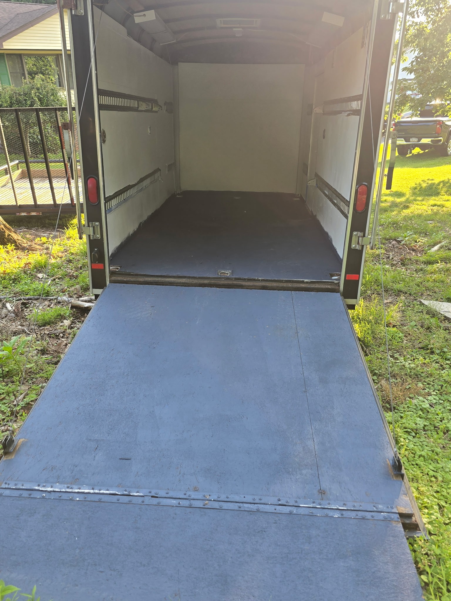 6x12ft Enclosed Trailer - View 3
