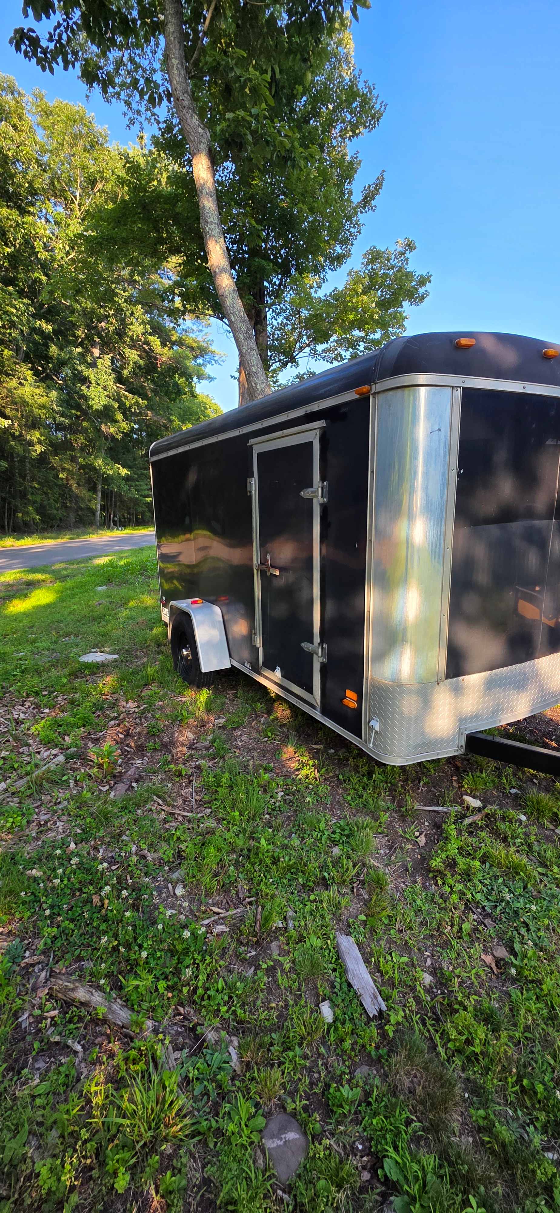 6x12ft Enclosed Trailer - View 1