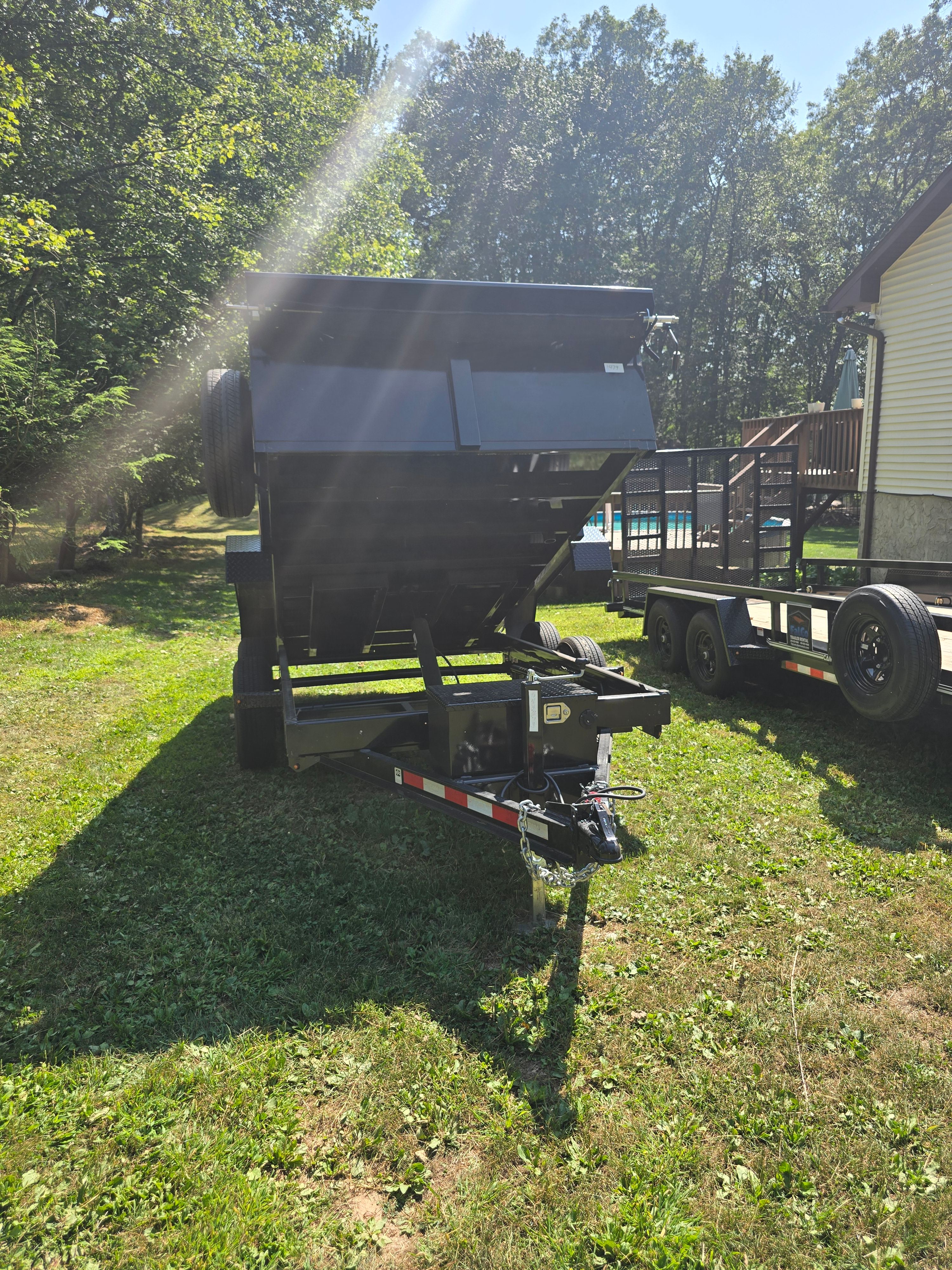 6x12ft Dump Trailer - View 2